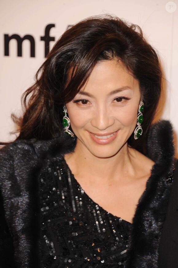 Michelle Yeoh au gala de l'amfAR, à New York, le 9 février 2011.