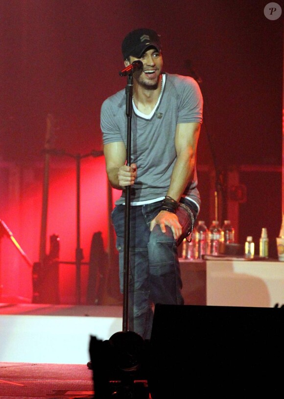 Enrique Iglesias en concert au Hard Rock Live, à Hollywood, le 10 février 2011