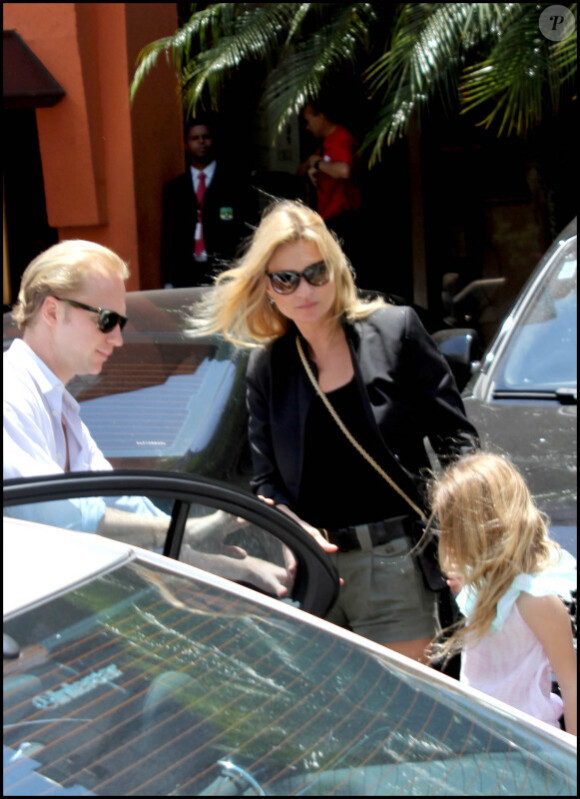 Kate Moss et sa fille Lila à Rio de Janeiro profite du soleil 13 février 2011