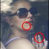 Britney Spears se rend dans un fast-food, en Louisiane, samedi 19 février. Son ongle semble abîmé, et un vilain bouton a pointé le bout de son nez sur sa joue...