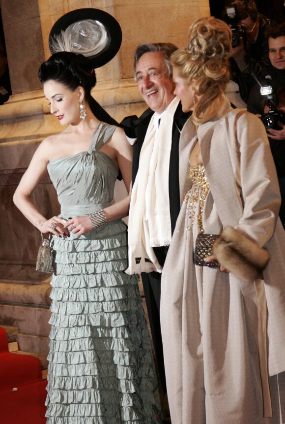 Richard Lugner au bal de Vienne en 2008 avec Dita Von Teese