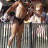 Hayden Panettiere prend un bain de foule à Venice Beach, le 22 février 2011