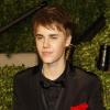 Justin Bieber, sur le tapis rouge de la soirée Vanity Fair, dimanche 27 février à Los Angeles.