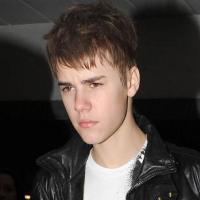 Justin Bieber dérape : il est contraint de s'excuser après un geste obscène !