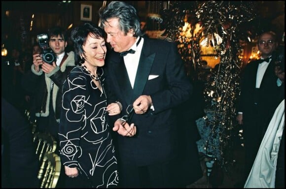 Annie Girardot et Alain Delon aux César en 1996