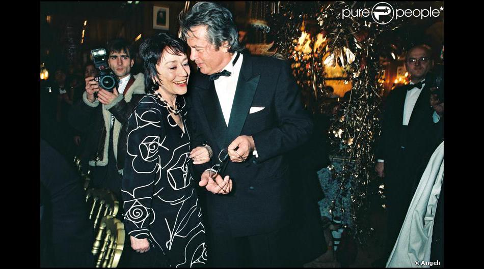 Annie Girardot et Alain Delon aux