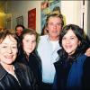 Annie Girardot et Alain Delon, avec la fille d'Annie, Giulia, et sa petite-fille Lola en 1997