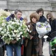  Nadine Trintignant aux obsèques d'Annie Fargue le 10 mars 2011 au Père Lachaise à Paris dans le 20e arrondissement 