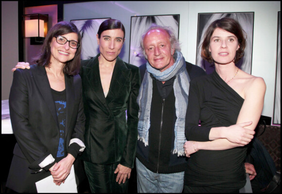 Michèle Fitoussi, Blanca Li, Didier Barbelivien et Irène Jacob lors de la remise du prix littéraire Bel Ami, sous le haut patronage de Lancel, le 9 mars 2011