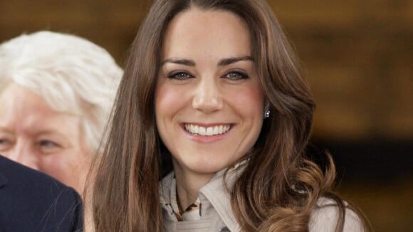 Kate Middleton : sa robe transparente qui a fait chavirer le prince vendue à...