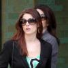 Ashley Greene s'offre un après-midi shopping à New York, avec ses parents Joe et Michelle, samedi 19 mars.