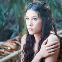 Astrid Berges-Frisbey : Quand la belle sirène française évoque Johnny Depp !