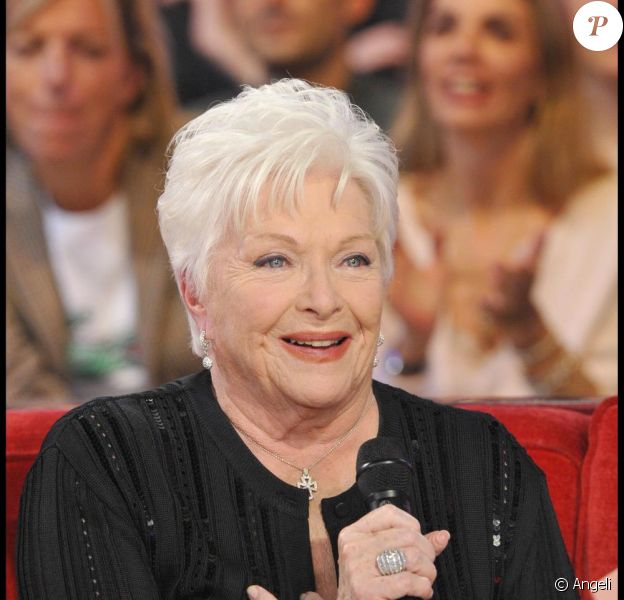 Line Renaud A 82 Ans Elle Va Gouter A La Vie De Liliane Bettencourt Purepeople