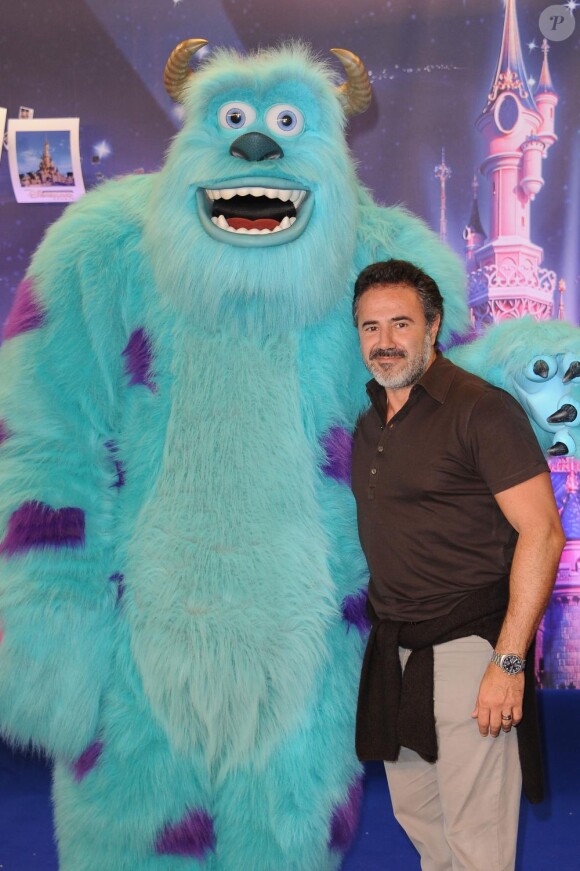 José Garcia lors du Festival des moments magiques de Disney au Disneyland Resort Paris à Marne-La-Vallée le 2 avril 2011