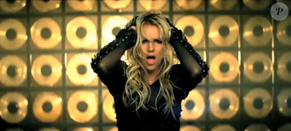 Britney Spears - image extraite du teaser du clip de Till the world ends - avril 2011