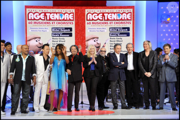 Les vedettes invitées sur le plateau de Vivement Dimanche (émission diffusée le 27 février 2011) pour promouvoir la tournée des idoles
