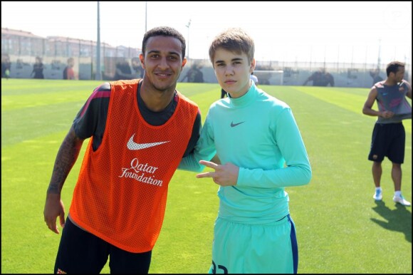 Justin Bieber s'entraîne avec le FC Barcelone, le 7 avril à Barcelone