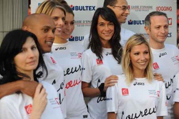 Marc Raquil, Sylvie Tellier, Laury Thilleman, Alexandra Rosenfeld, Samuel Etienne et Karine Lima ont couru pour Mécénat Chirurgie Cardiaque, lors du 35ème Marathon de Paris, le 10 avril 2011