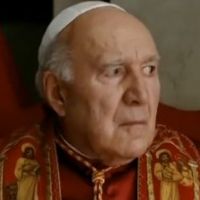 "Habemus Papam" : Michel Piccoli en pape rongé par le doute !