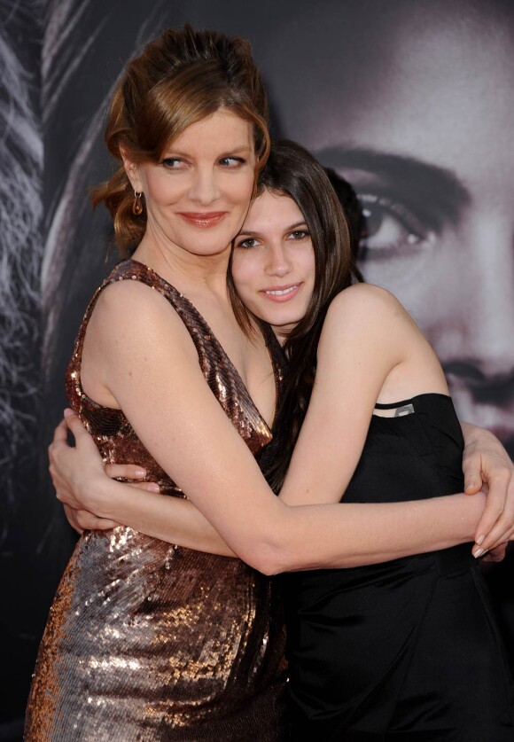 Rene Russo et sa fille Rose Gilroy lors de l'avant-première de Thor, au El Capitan d'Hollywood, à Los Angeles, le 2 mai 2011.