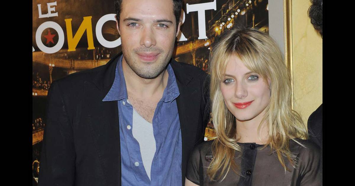 Qui Est Le Père Du Fils De Mélanie Laurent Nicolas Bedos et Mélanie Laurent, à Paris, le 5 février 2010. - Purepeople