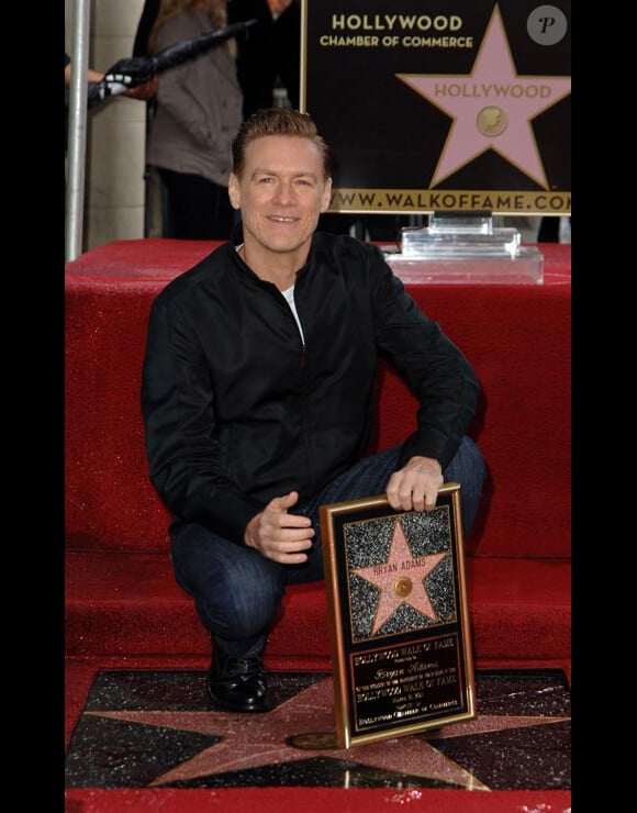 Le musicien canadien Bryan Adams reçoit son étoile sur Hollywood Boulevard en mars 2011