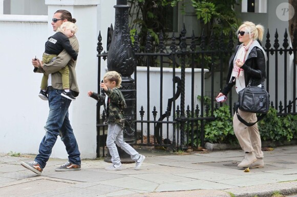 Gwen Stefani, Gavin Rossdale, Kingston et Zuma rendent visite à Gwyneth Paltrow, Chris Martin et leurs enfants, le 7 mai 2011