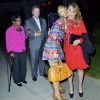 Paris Hilton et Nicky Hilton arrivent au restaurant BOA  Steakhouse à West Hollywood pour  dîner en famille à l'occasion de la  fête des mères, dimanche 8 mai.