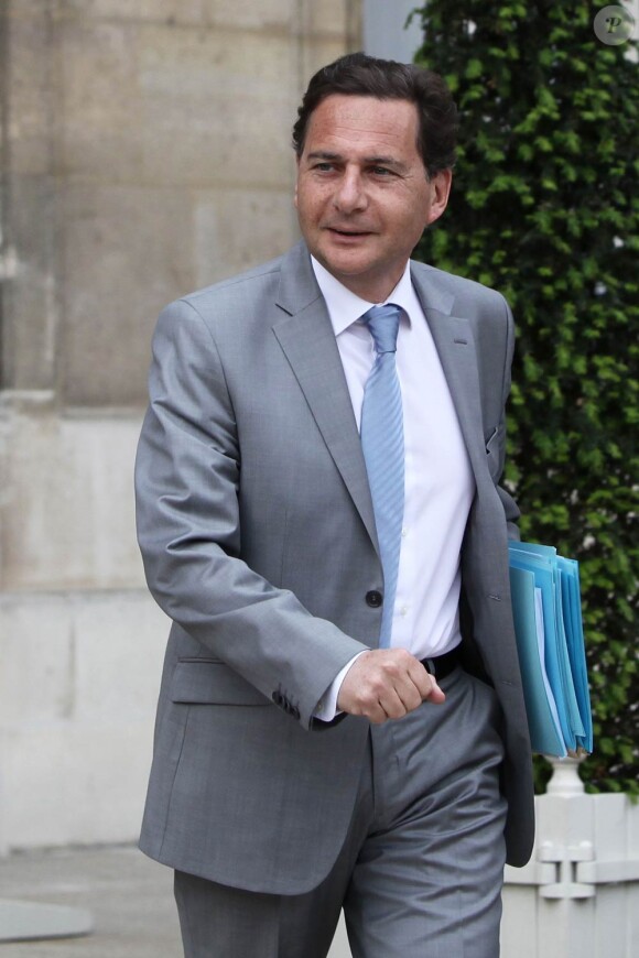 Eric Besson a été récompensé aux Gérard de la Politique, le 10 mai 2011.