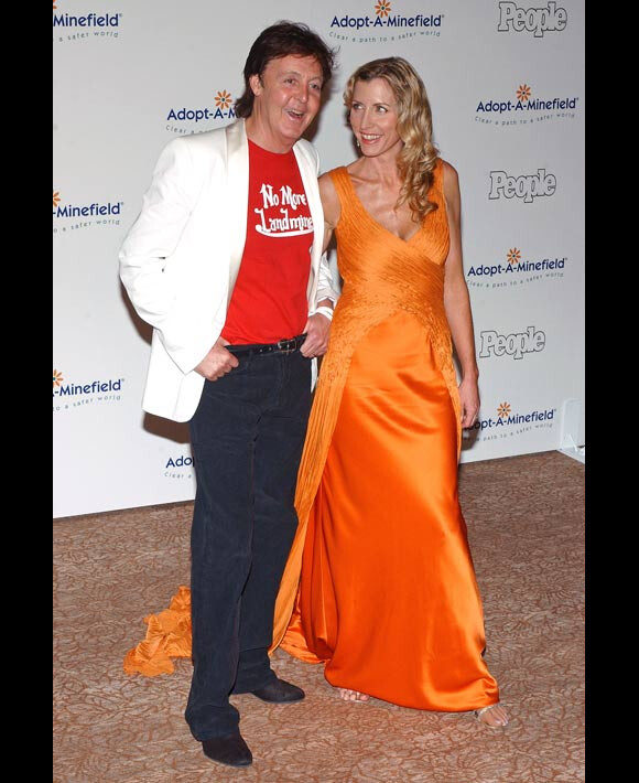 Heather Mills et Paul McCartney posent lors d'une soirée à Los Angeles en novembre 2005