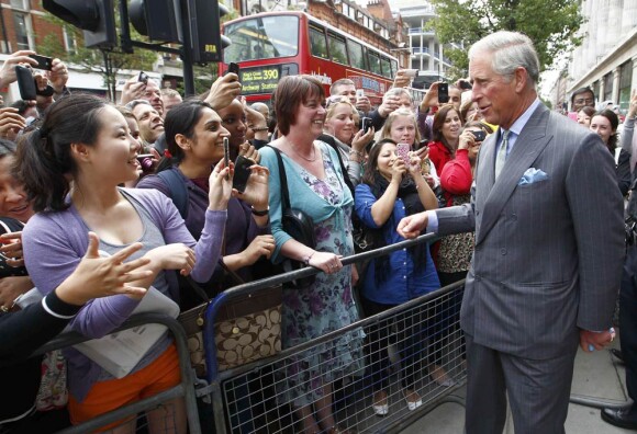 Le prince Charles lance l'Ocean Project, le 11 mai 2011, à Londres.