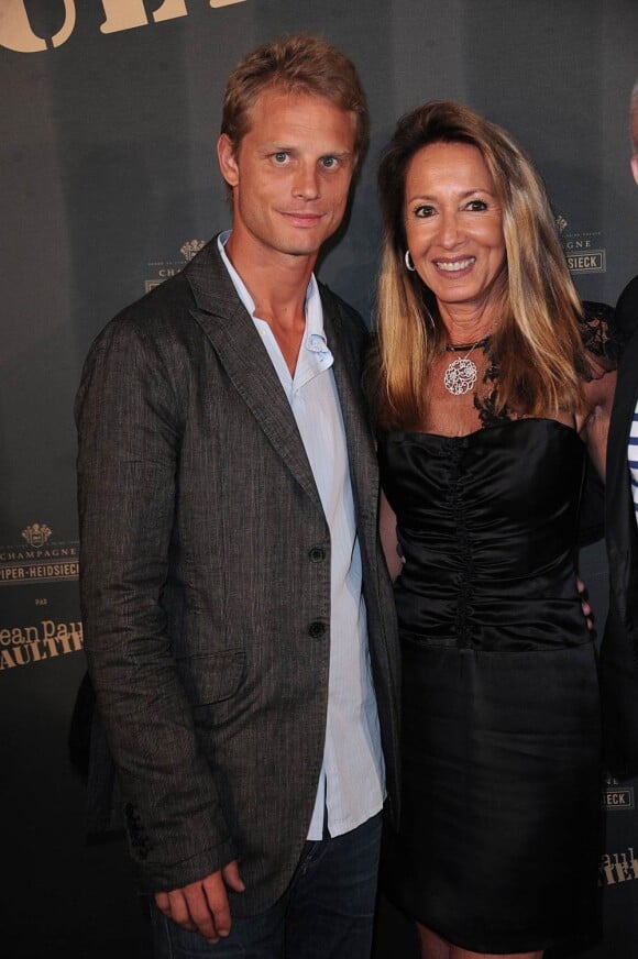 Arnaud Lemaire et Nicole Coullier lors de la soirée Piper-Heidsieck, le 13 mai, à Cannes.