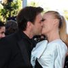 Clovis Cornillac et sa fiancée Lilou : festival de baisers sur red carpet ! 15 mai 2011