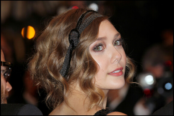 Elizabeth Olsen, habillée par The Row, lors de la présentation au festival de Cannes de Martha Marcy May Marlene le 15 mai 2011