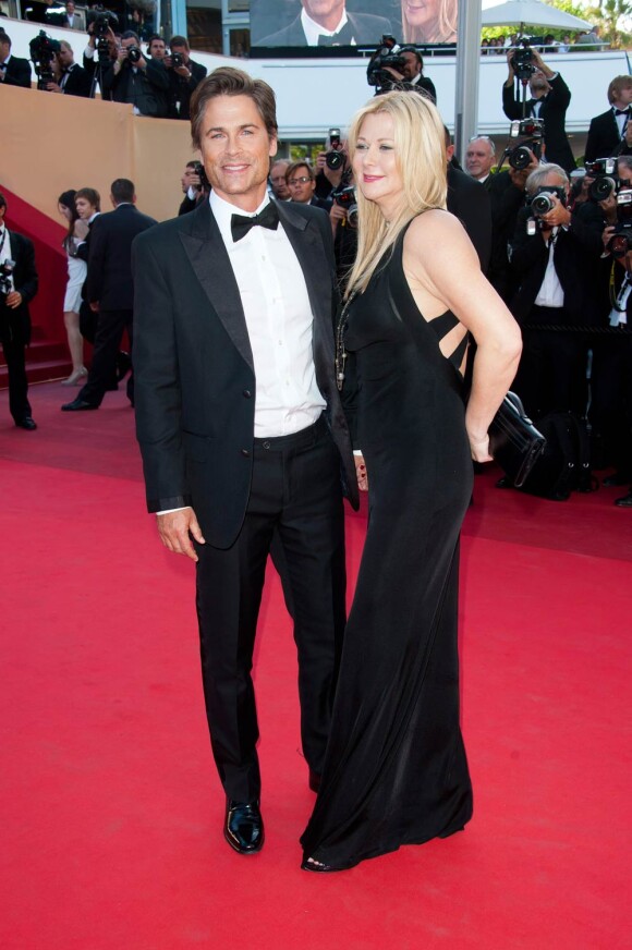 Rob Lowe et sa femme Sheryl Berkoff lors de la montée des marches de The Tree of Life, dans le cadre du 64e Festival de Cannes, le 16 mai 2011.
