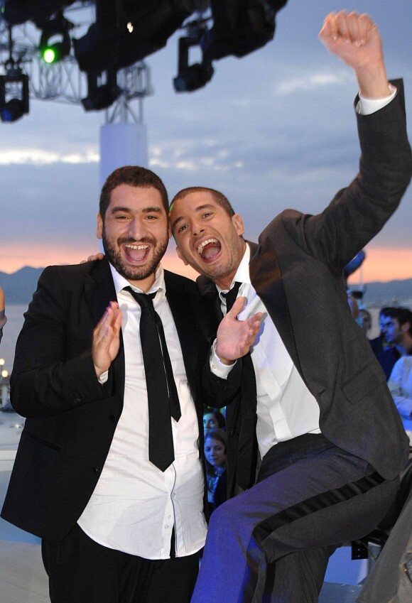 Mouloud Achour aux côtés d'Ali Baddou durant le 63e Festival de Cannes en mai 2010
 
