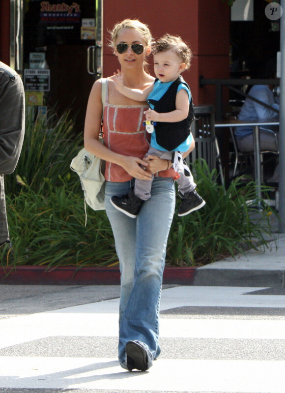 Nicole Richie et Sparroww. Los Angeles, 6 avril 2011