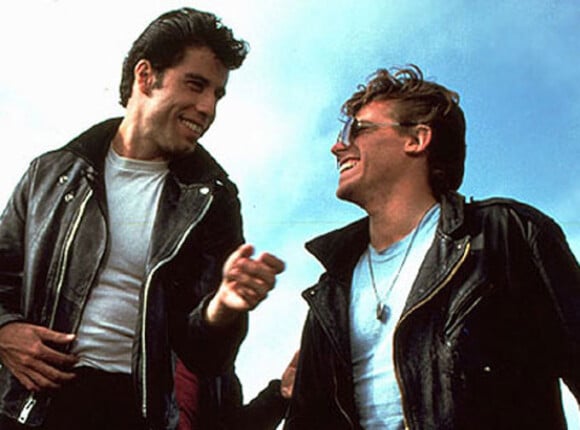 Jeff Conaway et John Travolta dans la comédie musicale Grease