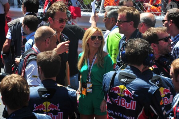 Geri Halliwell et son compagnon Henry Beckwith au milieu des spectateurs du Grand Prix de Monaco, le 29 mai 2011.