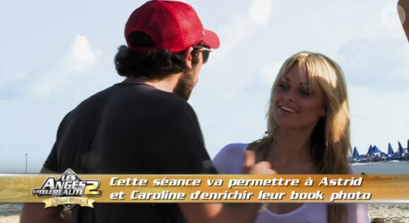 Caroline et le photographe dans les Anges de la télé réalité Miami Dreams le mardi 31 mai 2011 sur  NRJ 12.