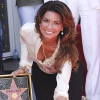 Shania Twain : Heureuse, amoureuse et très star, elle brille à Hollywood !