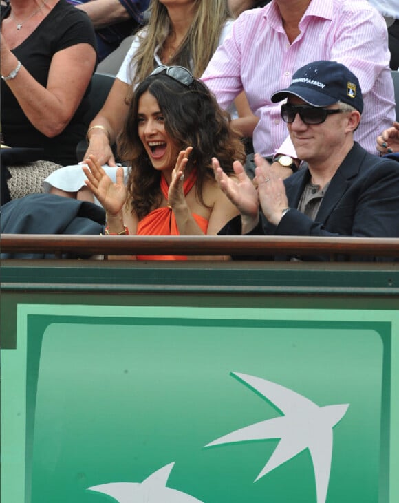 Salma Hayek, une grande fan de tennis à Roland-Garros, le 3 juin 2011
