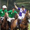 Le prince Harry prenait part le 5 juin 2011 à un match de polo caritatif au profit de l'association Centrepoint que présida jadis sa défunte mère Lady Di, dans le Gloucestershire.