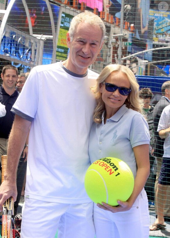 Le 13 juin 2011, à Times Square (New York), John McEnroe était l'attraction phare de la mise en vente des places pour l'US Open 2011 (fin août-début septembre).