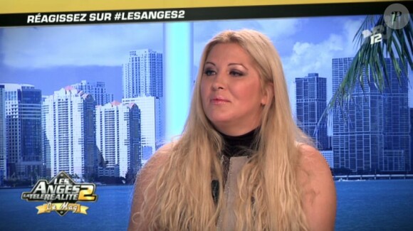 Loana répond aux questions de Matthieu Delormeau et Jeny Priez sur le plateau des Anges de la télé-réalité : Miami Dreams le 24 juin 2011