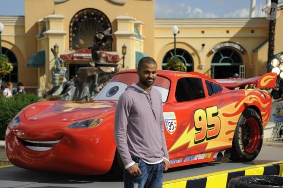 Tony Parker lors de l'avant-première de Cars 2, à Disneyland Paris, le 25 juin 2011.