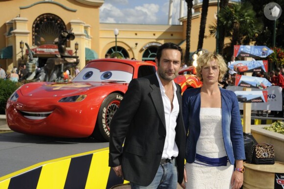 Gilles Lellouche et Cécile de France lors de l'avant-première de Cars 2, à Disneyland Paris, le 25 juin 2011.