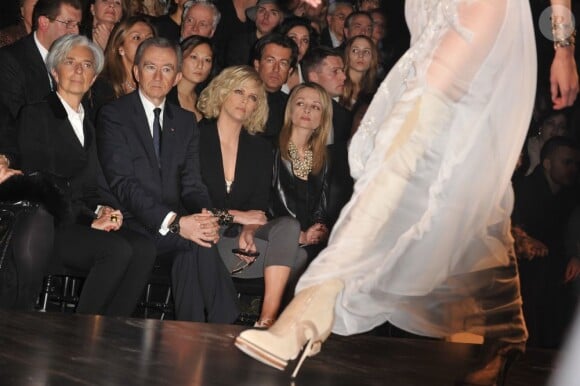Chritine Lagarde est passionnée par la mode, elle assiste d'ailleurs régulièrement à la fashion week. Paris, 5 mars 2010