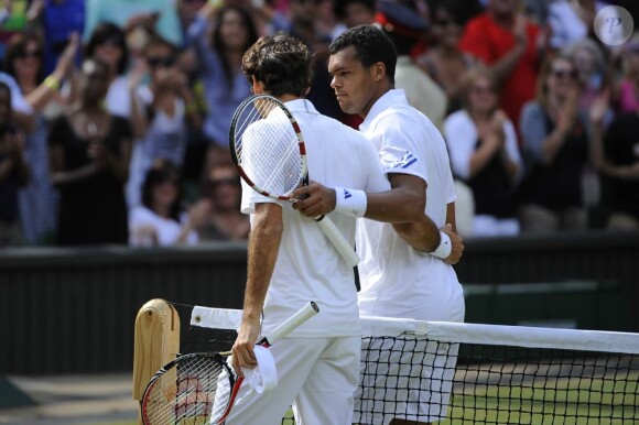 Jo-Wilfried Tsonga a triomphé le 29 juin 2011 de Roger Federer en quart de finale à Wimbledon, dont il atteint pour la première fois la demi-finale. Le Suisse n'est plus maître en son jardin.
