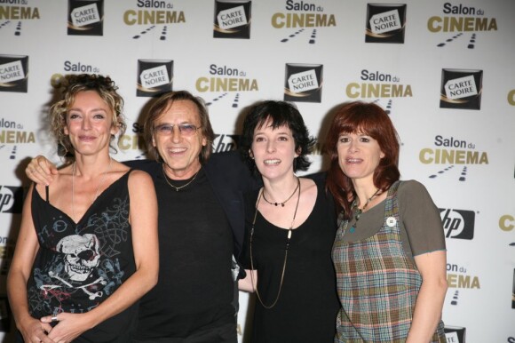 Juliette Arnaud, Christine Anglio, Corinne Puget, aux côtés d'Alexandre Arcady, en janvier 2008